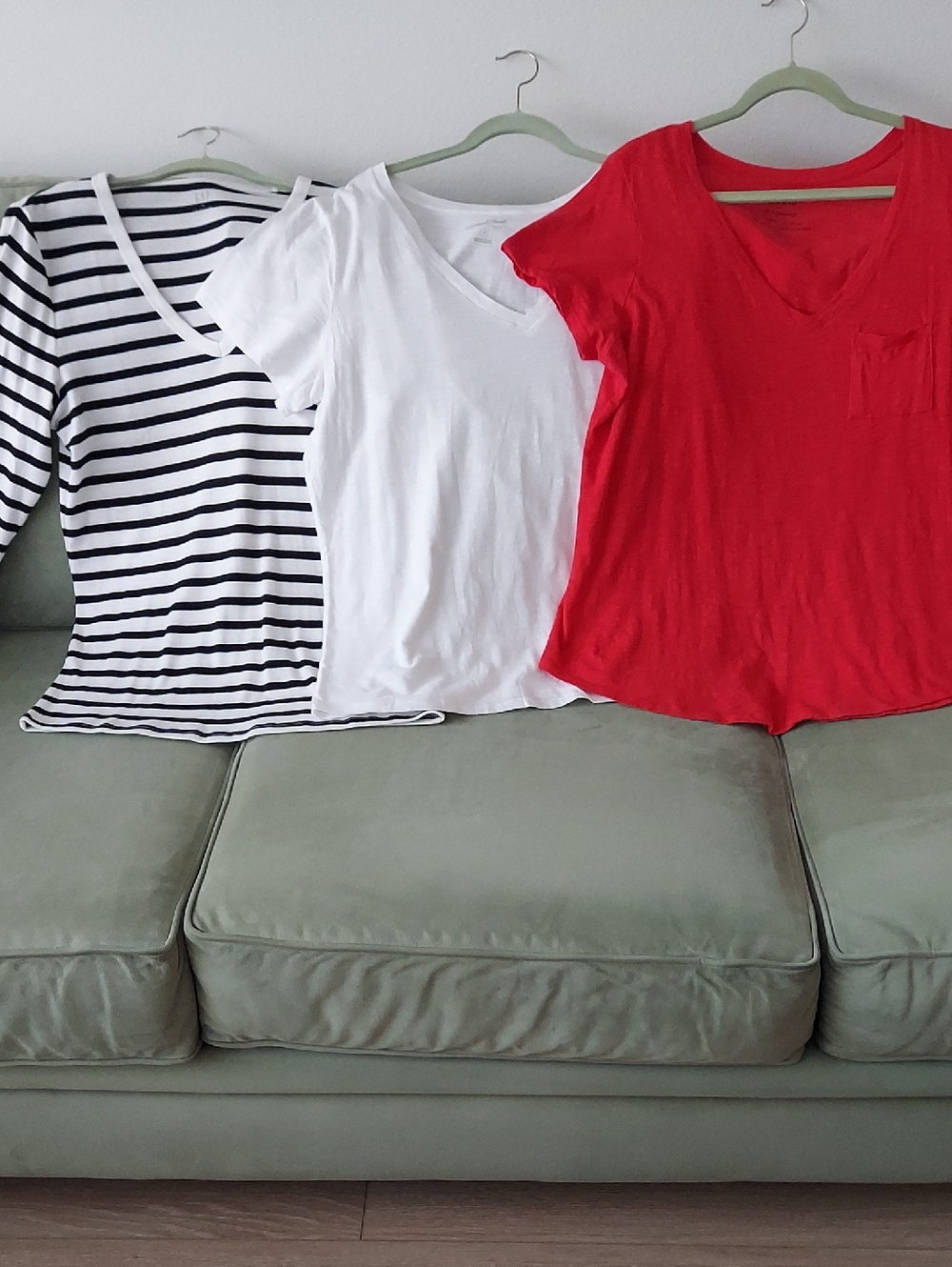 TRIO OF TEES - Gap, Universal Thread & Torrid